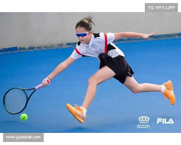 沉浸式体验网球比赛精彩瞬间，感受赛场氛围与竞技激情